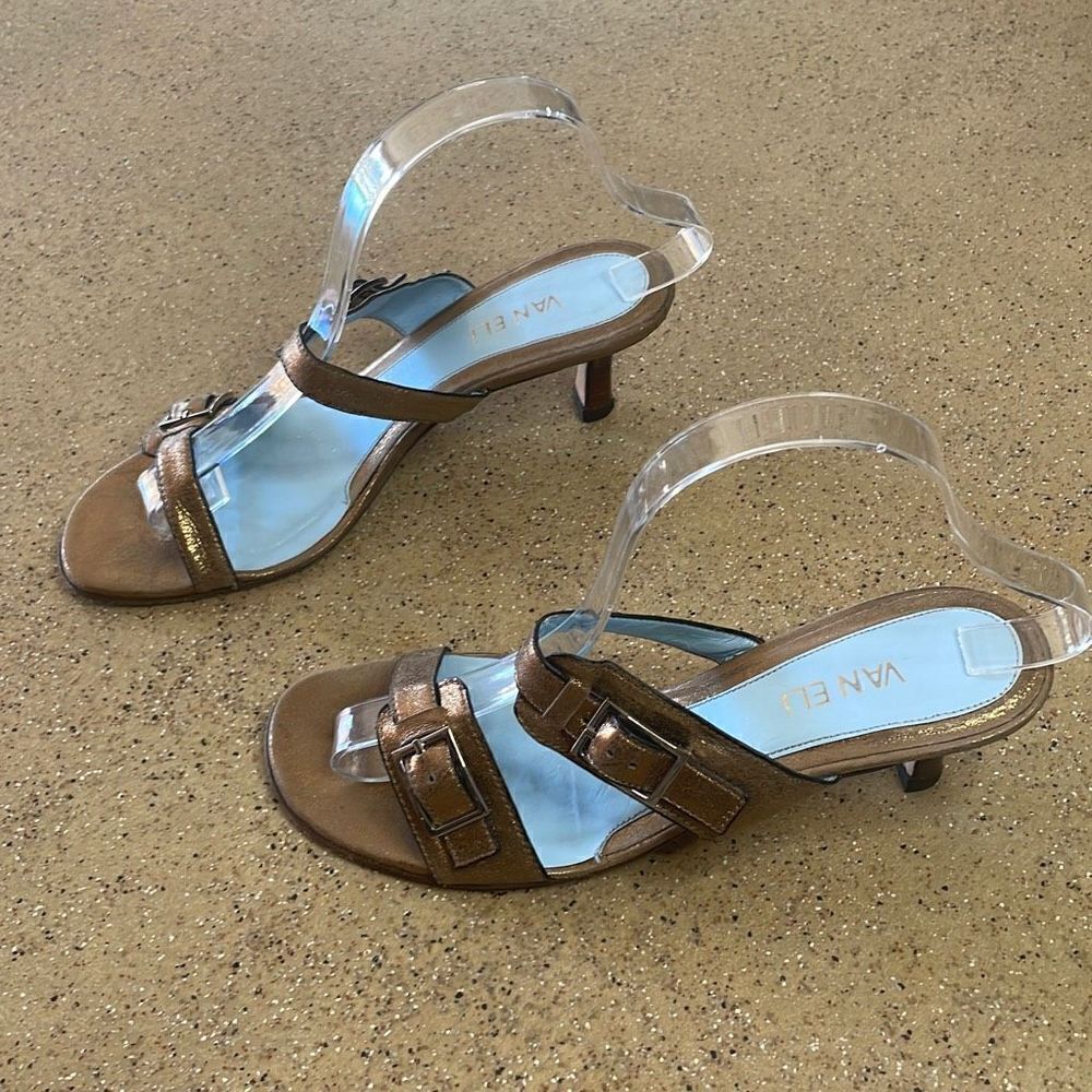 VANELi Metallic Gold Leather Two Strap Kitten Heel Slide Mule Sandals sz 8